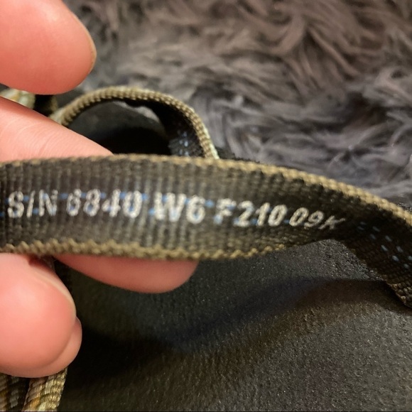 4/$20 Teva Flip Flops - Picture 4 of 5